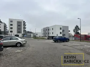 Pronájem garáže, Brno, Kumpoštova, 13 m2