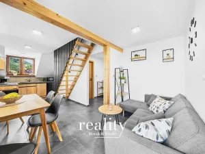 Prodej apartmánu, Perná, 205 m2