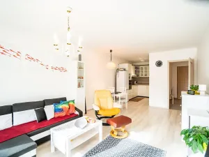 Prodej bytu 2+kk, Unhošť, U Parketárny, 60 m2