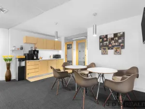 Pronájem kanceláře, Praha - Smíchov, Nádražní, 230 m2