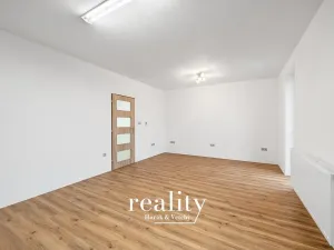 Pronájem bytu 3+kk, Jihlava, Na Nivách, 62 m2