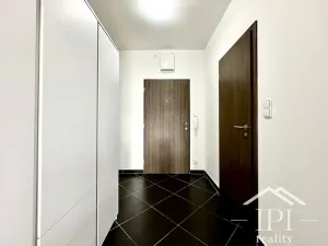 Prodej bytu 1+kk, Praha - Střížkov, Makedonská, 32 m2