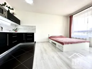 Prodej bytu 1+kk, Praha - Střížkov, Makedonská, 32 m2