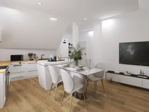 Prodej bytu 4+kk, Přísnotice, Žabčická, 104 m2