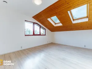 Prodej rodinného domu, Pohořelice, Školní, 350 m2