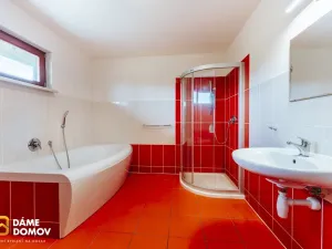 Prodej rodinného domu, Pohořelice, Školní, 350 m2