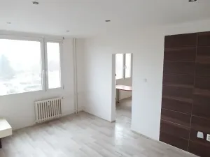Pronájem bytu 1+1, Bílina, Sídliště Za Chlumem, 36 m2