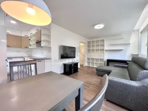 Pronájem bytu 2+kk, Praha - Kobylisy, Jelínkova, 50 m2