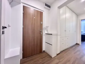 Pronájem bytu 2+kk, Praha - Kobylisy, Jelínkova, 50 m2