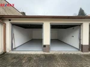 Prodej garáže, Karlovy Vary, 33 m2