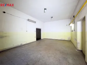 Prodej obchodního prostoru, Jaroměřice nad Rokytnou, Tyršova, 82 m2