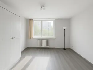 Pronájem bytu 1+kk, Praha - Střížkov, Chrastavská, 28 m2