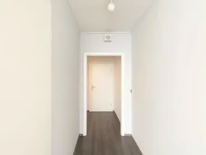 Pronájem bytu 1+kk, Praha - Střížkov, Chrastavská, 28 m2