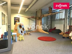 Pronájem restaurace, Zlín - Kudlov, Filmová, 318 m2