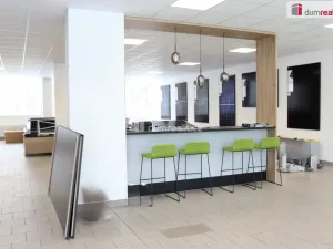 Pronájem kanceláře, Olomouc - Chválkovice, Libušina, 1733 m2