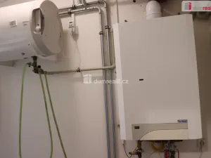 Pronájem kanceláře, Olomouc - Chválkovice, Libušina, 1733 m2