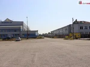 Pronájem kanceláře, Olomouc - Chválkovice, Libušina, 1733 m2