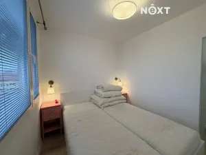 Pronájem bytu 2+kk, Praha - Řepy, Bazovského, 36 m2