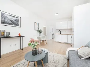 Prodej bytu 3+kk, Praha - Vokovice, Syrská, 55 m2