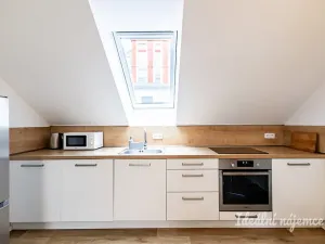 Pronájem bytu 2+kk, Praha - Čakovice, Cukrovarská, 50 m2