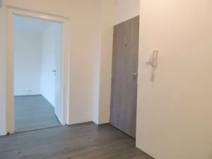 Pronájem bytu 1+1, Ostrava - Hrabůvka, Na Obecní, 38 m2