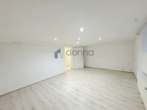 Pronájem bytu 2+1, Praha, Krhanická, 80 m2