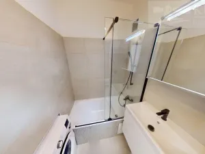 Pronájem bytu 2+1, Praha, Vrútecká, 53 m2