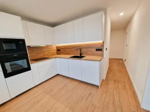 Pronájem bytu 3+1, Trutnov - Horní Staré Město, Pomněnková, 67 m2