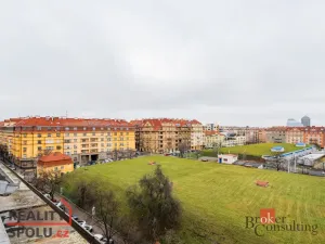 Prodej bytu 2+kk, Praha, Čáslavská, 65 m2