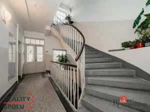 Prodej bytu 2+kk, Praha, Čáslavská, 65 m2