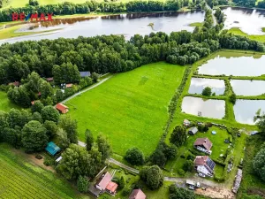 Prodej komerčního pozemku, Nová Pec, 9752 m2