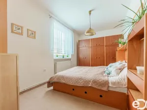 Prodej bytu 3+1, Sezemice, Smetanova, 79 m2