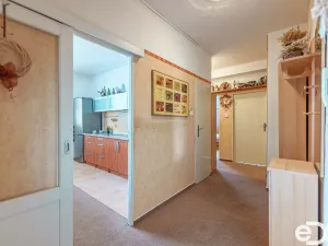 Prodej bytu 3+1, Sezemice, Smetanova, 79 m2