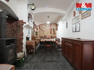 Prodej činžovního domu, Velemín, 264 m2