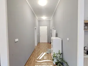 Pronájem bytu 2+kk, Opava, Růžová, 75 m2