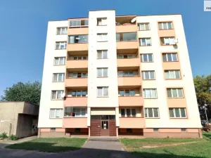 Prodej bytu 3+1, Ostrava - Přívoz, Šafaříkova, 80 m2