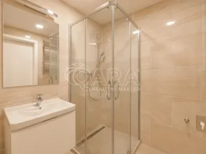 Pronájem bytu 2+kk, Praha - Vysočany, Sokolovská, 54 m2