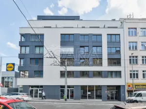 Pronájem bytu 2+kk, Praha - Vysočany, Sokolovská, 54 m2