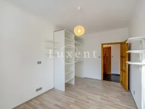 Prodej bytu 3+kk, Praha - Strašnice, U kombinátu, 63 m2