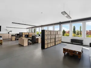 Prodej výrobních prostor, Brno - Slatina, Hviezdoslavova, 1514 m2