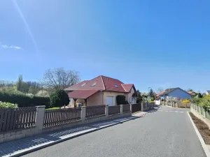 Prodej rodinného domu, Modletice, 261 m2