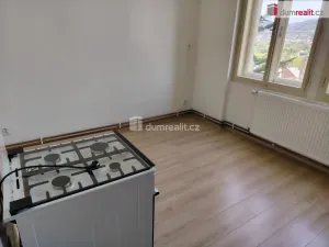 Pronájem bytu 3+1, Děčín - Děčín II-Nové Město, Purkyňova, 106 m2