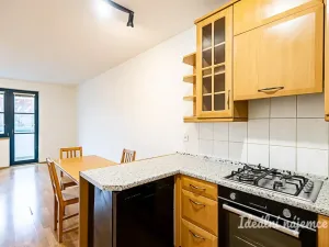 Pronájem bytu 3+kk, Praha - Vršovice, Košická, 81 m2