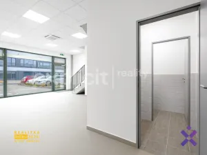 Pronájem obchodního prostoru, Brno, 444 m2