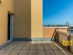 Pronájem bytu 1+kk, Praha - Horní Měcholupy, Hornoměcholupská, 34 m2