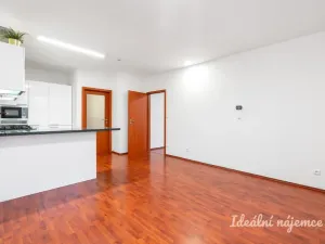 Pronájem bytu 2+kk, Praha - Vršovice, Bajkalská, 53 m2
