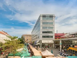 Pronájem kanceláře, Praha - Smíchov, Nádražní, 998 m2