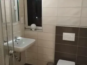 Pronájem bytu 1+kk, Praha - Krč, Budějovická, 22 m2