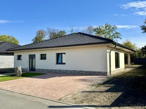 Prodej rodinného domu, Dašice, Za Barevnou, 120 m2