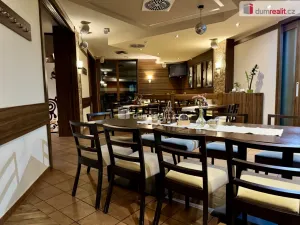 Pronájem restaurace, Topolná, 908 m2